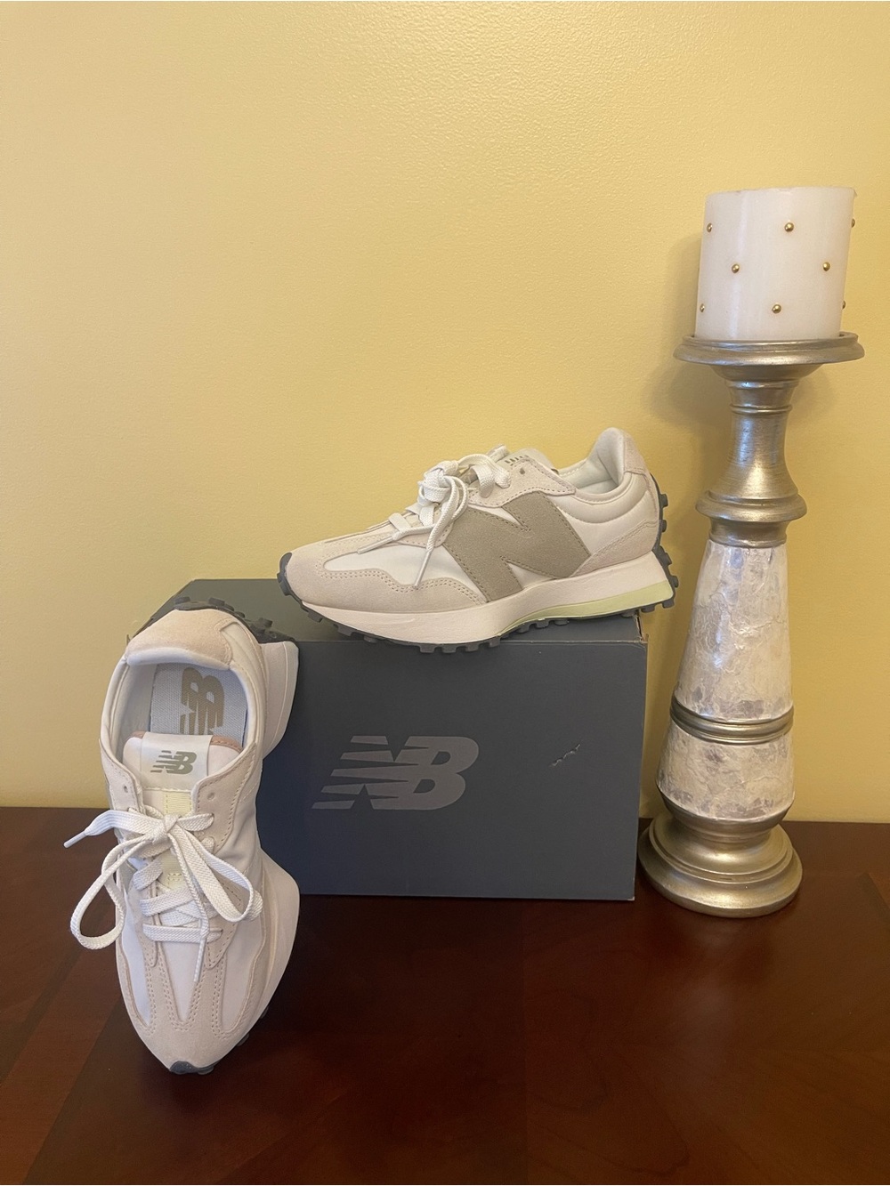 New size 5.5 women’s New Balance Beige & Cream Retro Runner Sneakers
